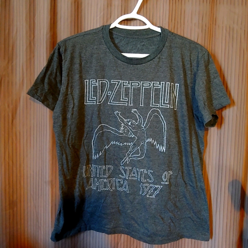 Led Zeppelin graphic band tee shirt